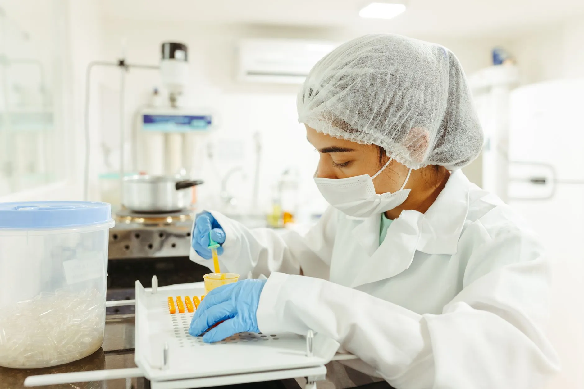 生物技术护肤品活性成分稳定性与透皮吸收效率研究正文配图 1