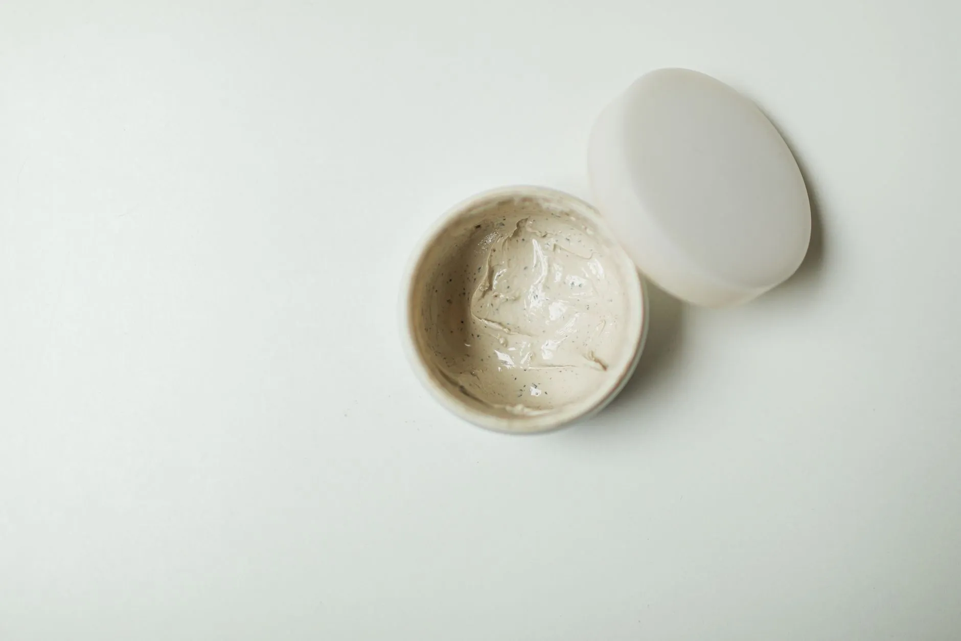生物护肤品研发中的活性成分稳定性技术解析